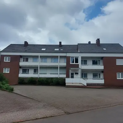 Das Gebäude in dem sich die Ferienwohnung befindet