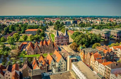 Ein allgemeiner Blick auf Lübeck oder ein Stadtblick von der Ferienwohnung aus