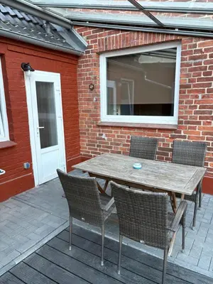 Ein Patio oder anderer Außenbereich in der Unterkunft Haus für Handwerker und Monteure