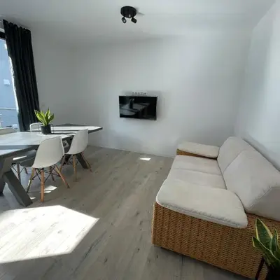 Modernes 3 Zimmer Apartment - zentral - nahe Hamburg & Lübeck