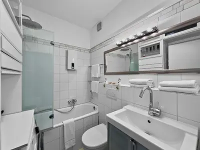Ein Badezimmer in der Unterkunft Objekt-Nr 73 - Strand - Kaiserallee