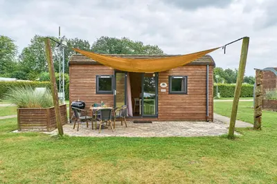 Ein Garten an der Unterkunft Süsel Seeparx Ferienhaus Moby Dick