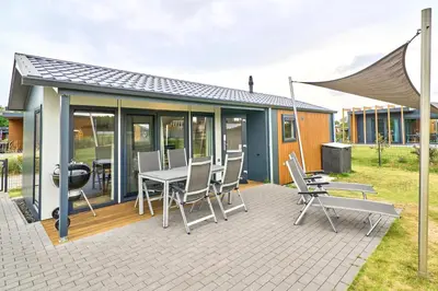 Das Gebäude in dem sich das Ferienhaus befindet