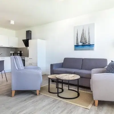 Godewindpark Deluxe-Apartment 2-07 mit Strandkorb am Strand
