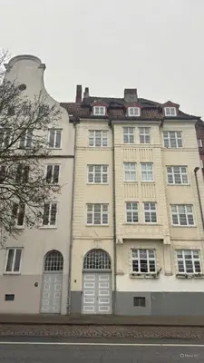 Das Gebäude in dem sich die Ferienwohnung befindet