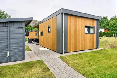 Das Gebäude in dem sich das Ferienhaus befindet