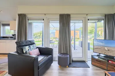 TV/Unterhaltungsangebot in der Unterkunft Süsel Seeparx Ferienhaus Seeglück