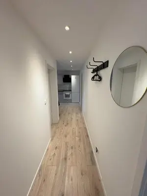 Grundriss der Unterkunft Modernes 2 Zimmer Souterrain Apartment - zentral - nahe Hamburg & Lübeck