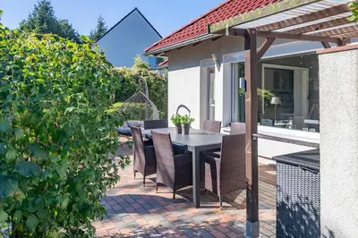 Ein Garten an der Unterkunft 6 East Ferienhaus