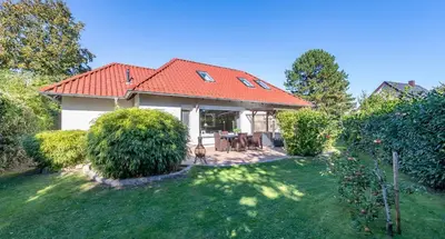 Ein Garten an der Unterkunft 6 East Ferienhaus