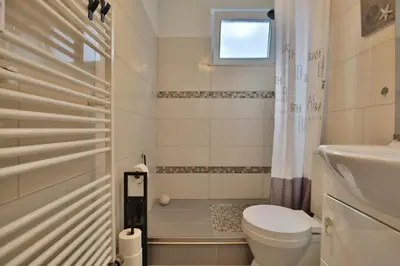 Ein Badezimmer in der Unterkunft Villa Idyll Appartement 11 in der Villa Idyll