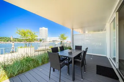 Ein Balkon oder eine Terrasse in der Unterkunft Promenadenvilla 03 Wohnung 01