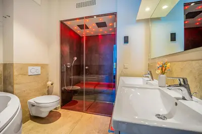 Ein Badezimmer in der Unterkunft Promenadenvilla 03 Wohnung 10