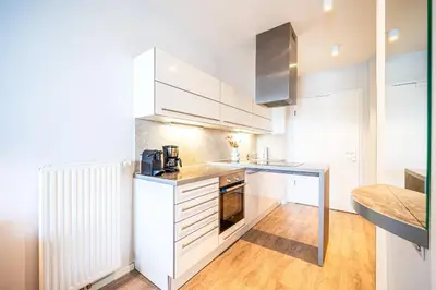 Küche/Küchenzeile in der Unterkunft Promenadenvilla 03 Wohnung 05