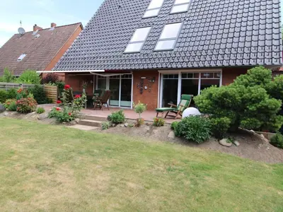 Ein Garten an der Unterkunft Holiday apartment with 2 bedrooms