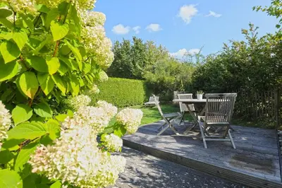 Ein Garten an der Unterkunft Meerzeit Doppelhaushälfte