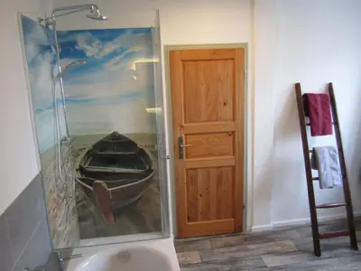Ein Badezimmer in der Unterkunft Apartment Wohnung in Gießelrade mit Großem Garten by Interhome