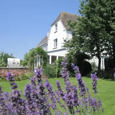 Apartment Wohnung in Gießelrade mit Großem Garten by Interhome