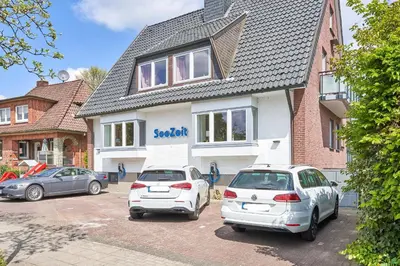 Das Gebäude in dem sich die Ferienwohnung befindet