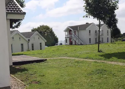 Das Gebäude in dem sich die Ferienwohnung befindet
