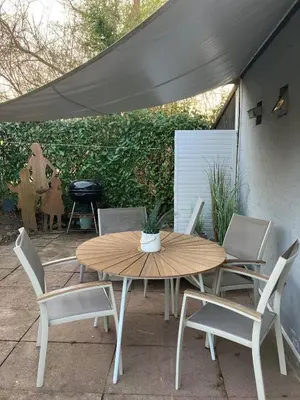 Ein Patio oder anderer Außenbereich in der Unterkunft Häuschen am Meer