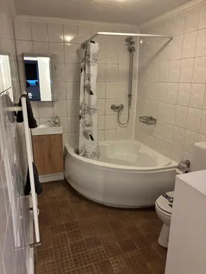 Ein Badezimmer in der Unterkunft Schlafen in Lübeck