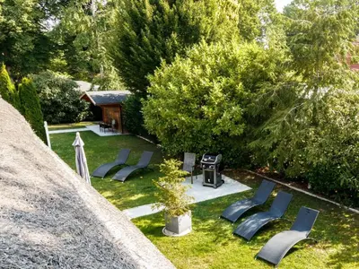 Ein Garten an der Unterkunft Holiday Home Villa DUXCAAR by Interhome