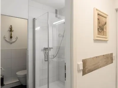 Ein Badezimmer in der Unterkunft Objekt-Nr 246 - Strand - Kaiserallee