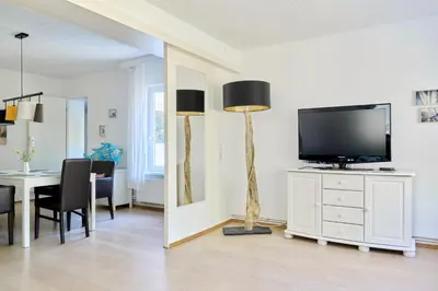 TV/Unterhaltungsangebot in der Unterkunft House family idyll Moba-travel