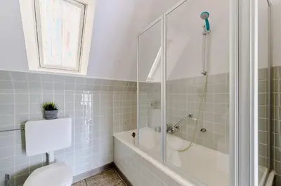 Ein Badezimmer in der Unterkunft House family idyll Moba-travel