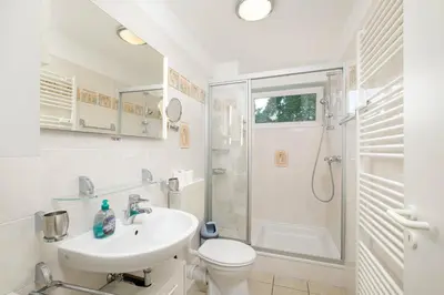 Ein Badezimmer in der Unterkunft Domizil Strandburg App 7