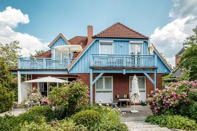 Das Gebäude in dem sich die Ferienwohnung befindet