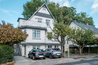 Das Gebäude in dem sich die Ferienwohnung befindet