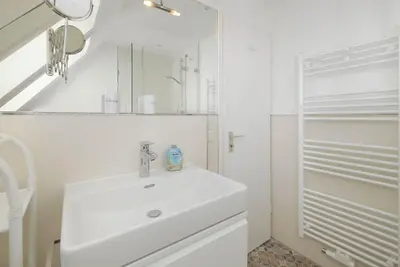 Ein Badezimmer in der Unterkunft Haus Schmökel, App Leuchtturm