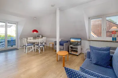 Ein Sitzbereich in der Unterkunft Haus Schmökel, App Leuchtturm