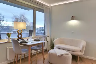 Ein Sitzbereich in der Unterkunft Ferienwohnung Samsö - frisch renoviert mit besonderem Ambiente