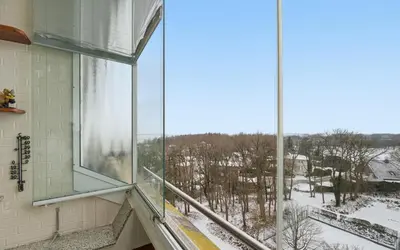 K357 - Panoramic-Ferienwohnung mit seitlichem Ostseeblick in Sierksdorf im Winter
