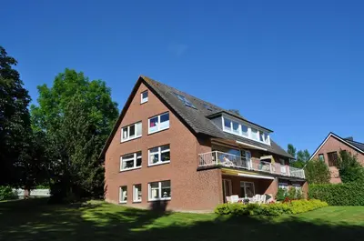 Das Gebäude in dem sich die Ferienwohnung befindet