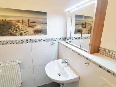 Ein Badezimmer in der Unterkunft Apartmentvermittlung Mehr als Meer - Objekt 46