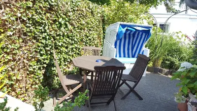 Ein Garten an der Unterkunft FeWo Machedanz am Hafen Timmendorfer Strand OT Niendorf