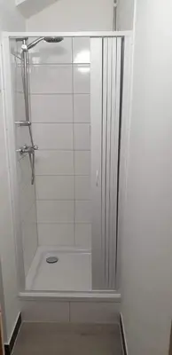 Ein Badezimmer in der Unterkunft Pension Italia