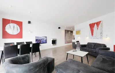 Ein Sitzbereich in der Unterkunft Priwallpromenade 3, Whg 3