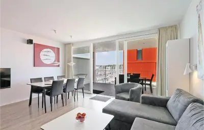 Ein Sitzbereich in der Unterkunft Priwallpromenade 23, Whg 9