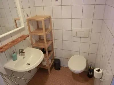 Ein Badezimmer in der Unterkunft 2-Zimmer-Ferienwohnung im 1. Obergeschoss