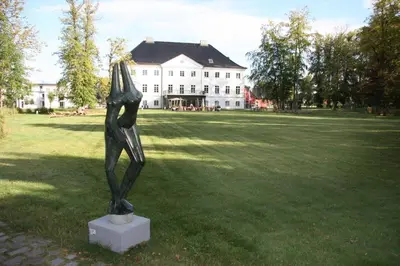 Ein Garten an der Unterkunft Villa DUXCAAR