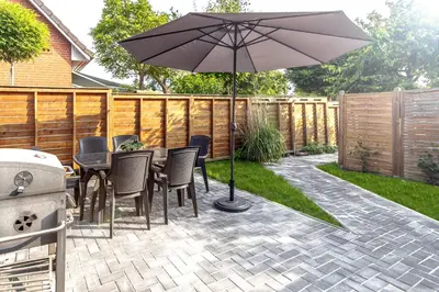 Ein Garten an der Unterkunft Arkadia Apartments-Schwissel-Bad Segeberg