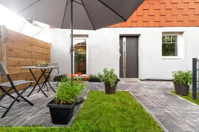 Ein Garten an der Unterkunft Arkadia Apartments-Schwissel-Bad Segeberg