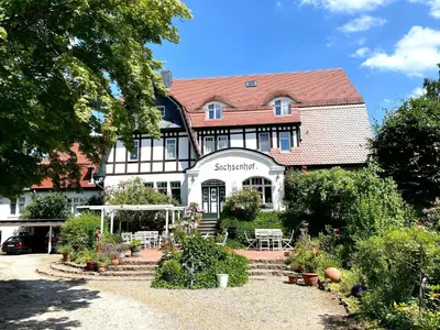 Ein Garten an der Unterkunft romantische Ferienwohnung Sachsenhof 2