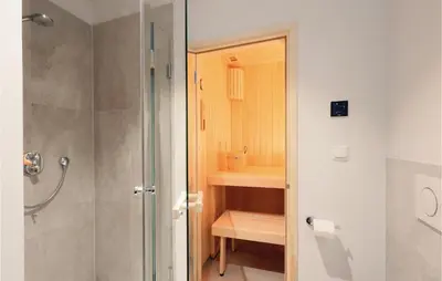 Ein Badezimmer in der Unterkunft Priwallpromenade 1, Whg 3