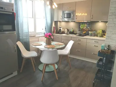 Küche/Küchenzeile in der Unterkunft Ferienwohnung Südterrasse mit Kamin Bj 2019